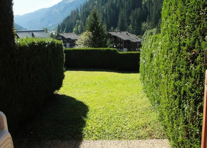For 3 People With Balcony Apartament Châtel