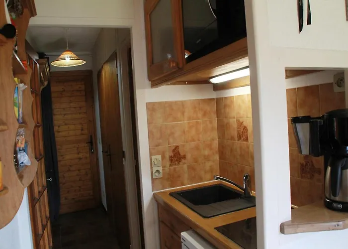 For 3 People With Balcony *